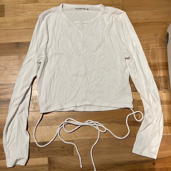 Abercrombie and Fitch Longsleeve Tie Top - Picture 2 of 2